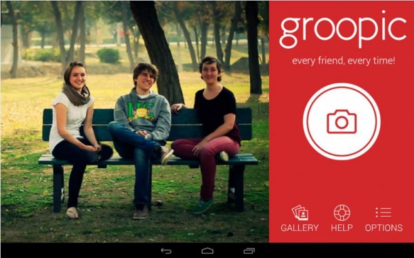 Groopic – An app to take group photos without needing third person